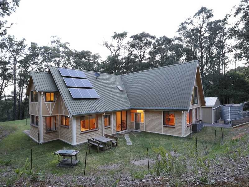 26 Wong Hee Road, Emerald VIC 3782