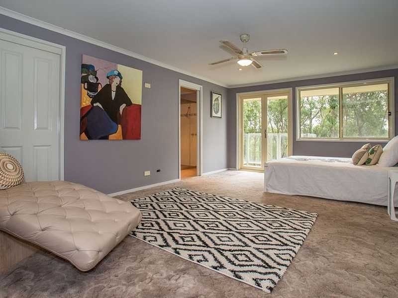 12 Carcoola Street, Cockatoo VIC 3781