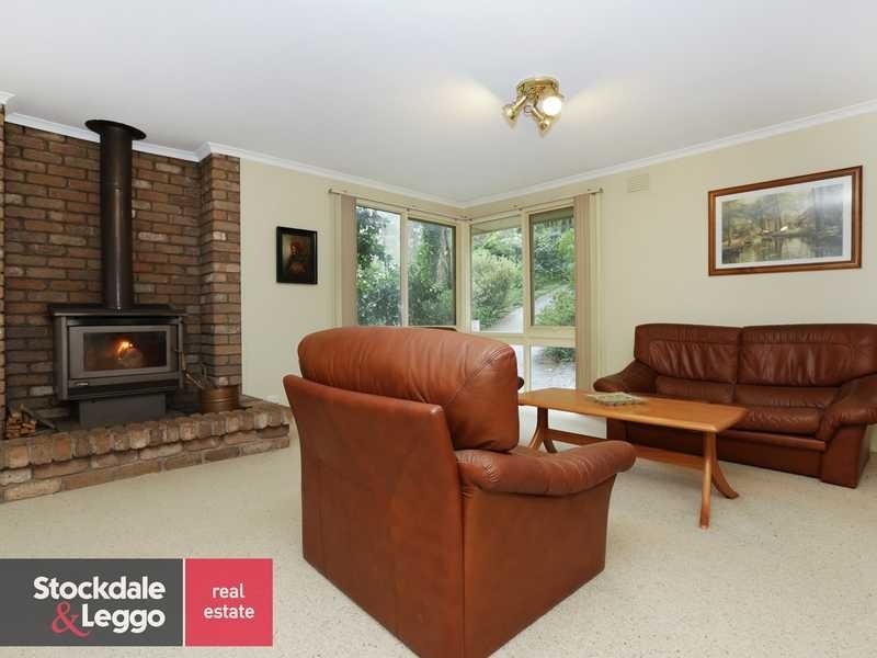 10 Sunnyside Terrace, Emerald VIC 3782