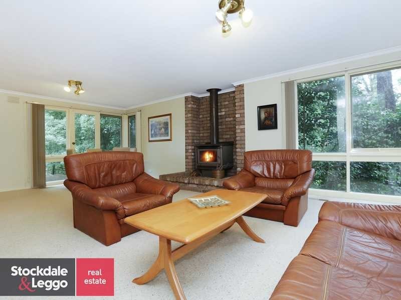 10 Sunnyside Terrace, Emerald VIC 3782