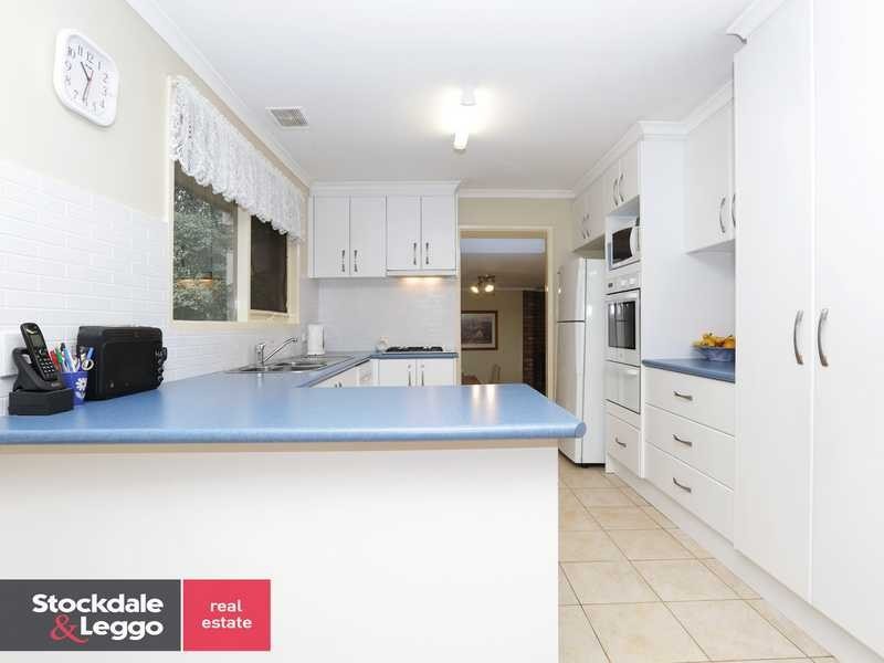10 Sunnyside Terrace, Emerald VIC 3782