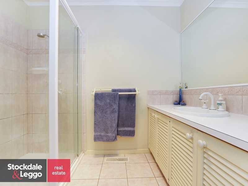 10 Sunnyside Terrace, Emerald VIC 3782