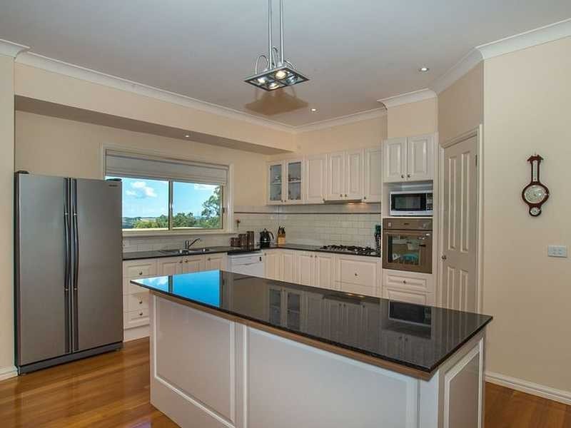 27 Paternoster Road, Cockatoo VIC 3781