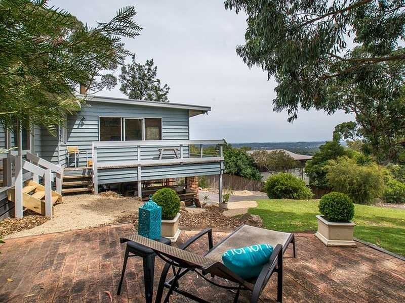 15 View Road, The Basin VIC 3154