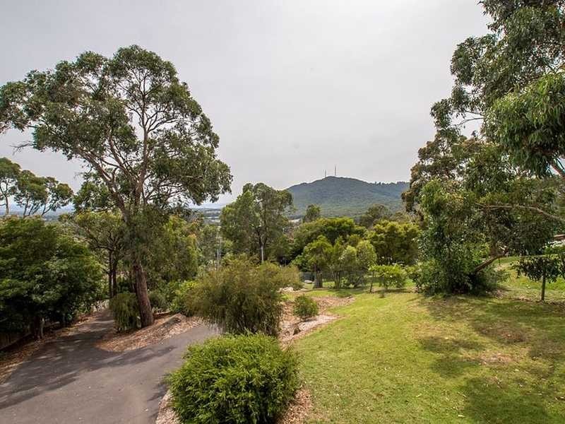 15 View Road, The Basin VIC 3154