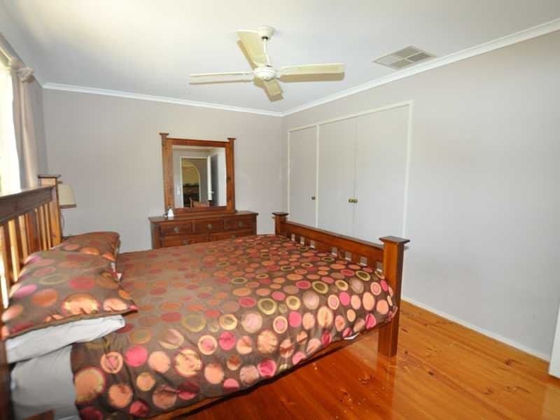 20 Wong Hee Road, Emerald VIC 3782