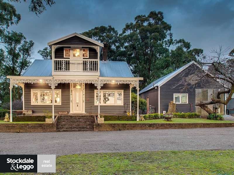 13 Paternoster Road, Cockatoo VIC 3781
