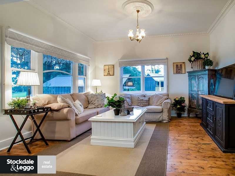 13 Paternoster Road, Cockatoo VIC 3781