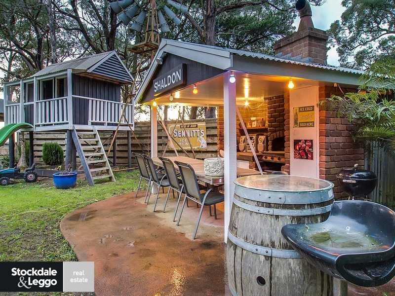 13 Paternoster Road, Cockatoo VIC 3781