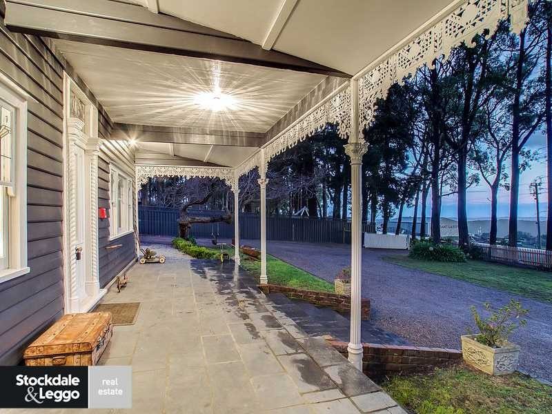 13 Paternoster Road, Cockatoo VIC 3781