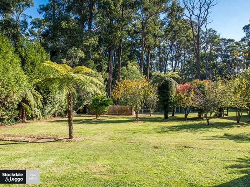 141 Emerald Monbulk Road, Emerald VIC 3782