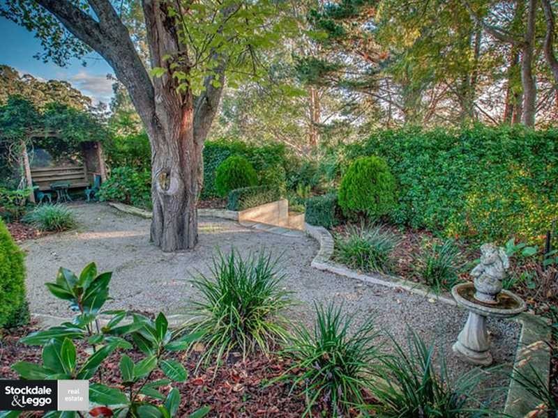 52 Ferres Road, Emerald VIC 3782