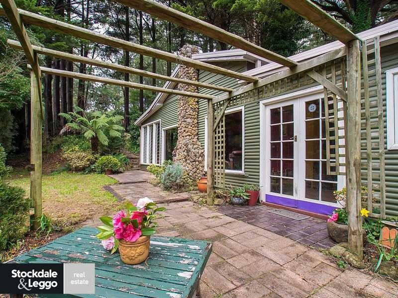 13 Christian Grove, Kallista VIC 3791