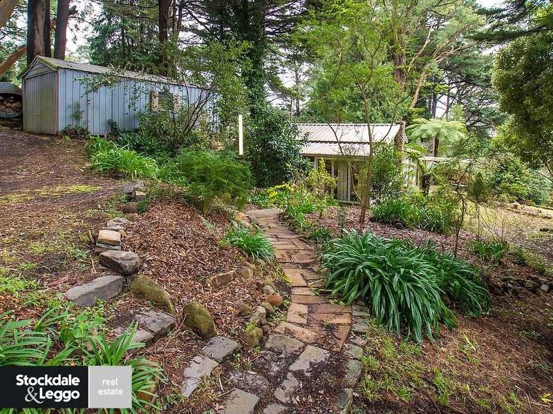 13 Christian Grove, Kallista VIC 3791