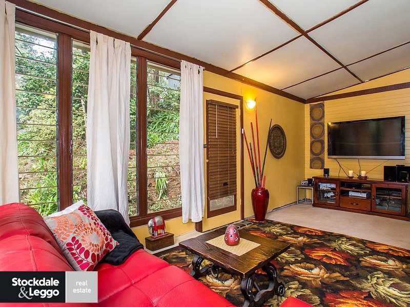 13 Christian Grove, Kallista VIC 3791