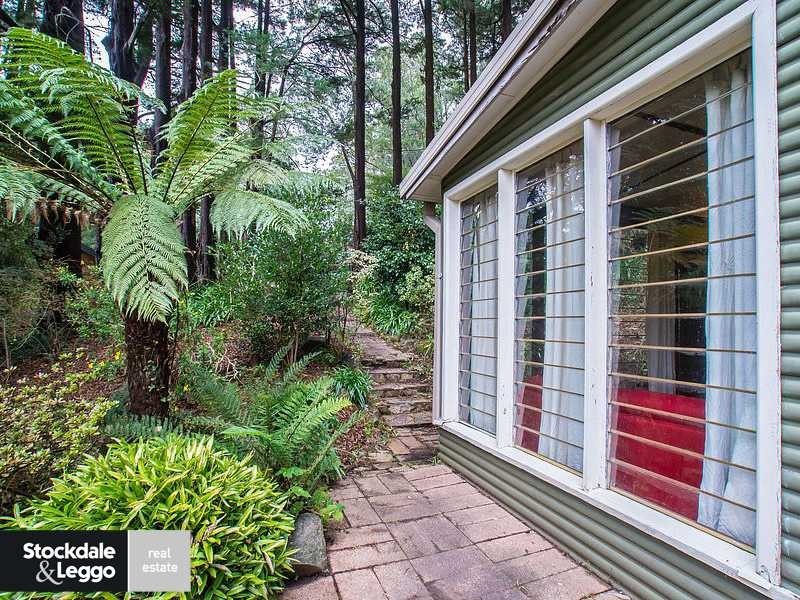 13 Christian Grove, Kallista VIC 3791