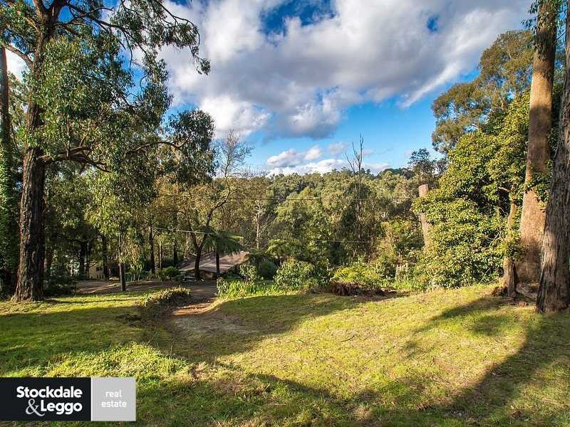 27 Baker Street, Cockatoo VIC 3781