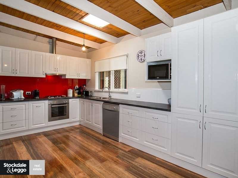 21 Emerald Lake Road, Emerald VIC 3782