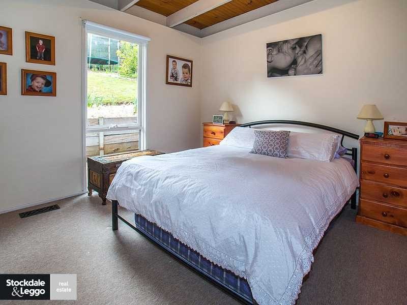 21 Emerald Lake Road, Emerald VIC 3782