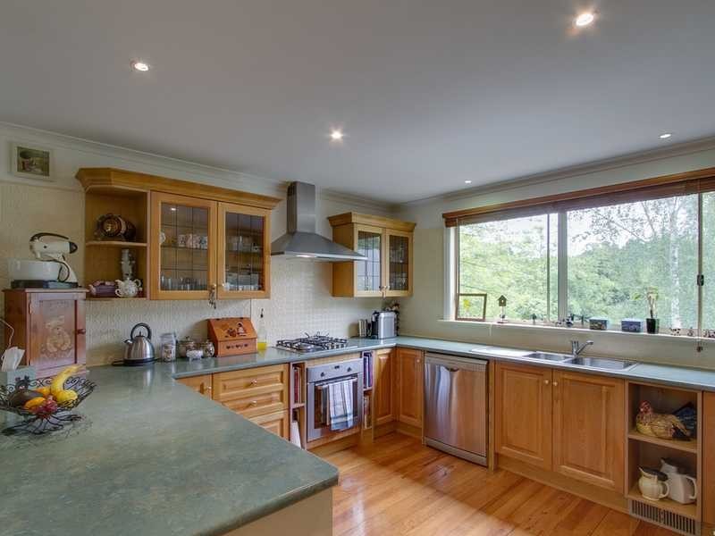 25 Emerald Lake Road, Emerald VIC 3782