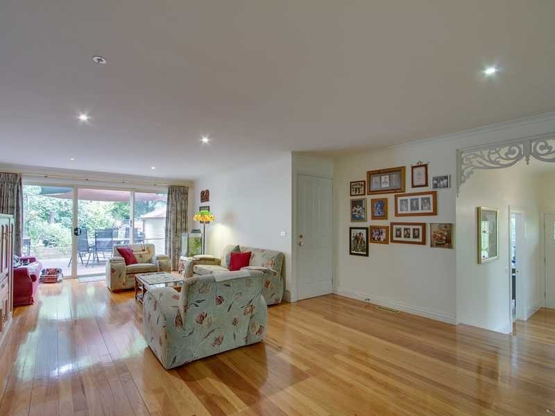 25 Emerald Lake Road, Emerald VIC 3782