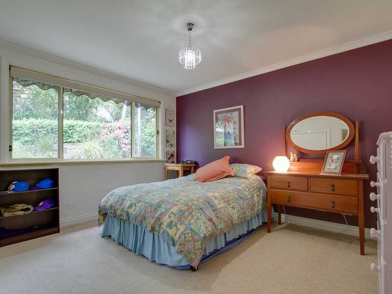 25 Emerald Lake Road, Emerald VIC 3782