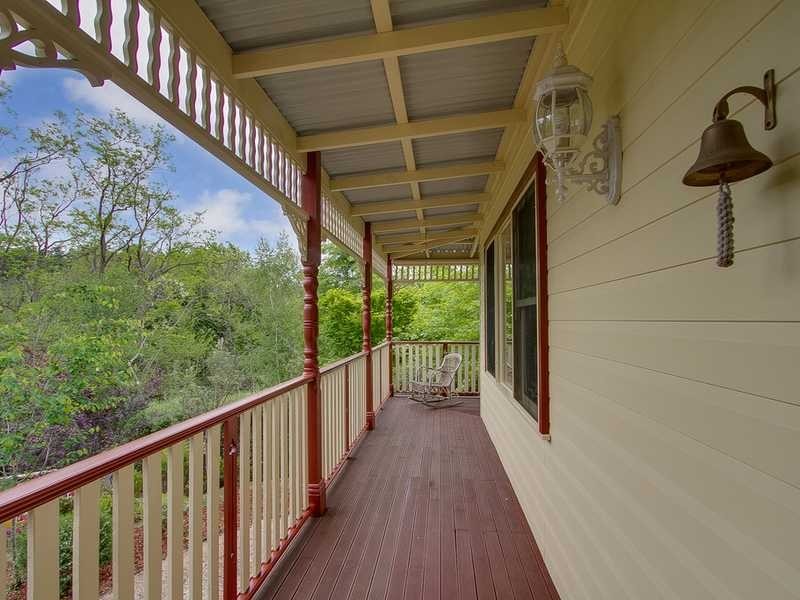 25 Emerald Lake Road, Emerald VIC 3782