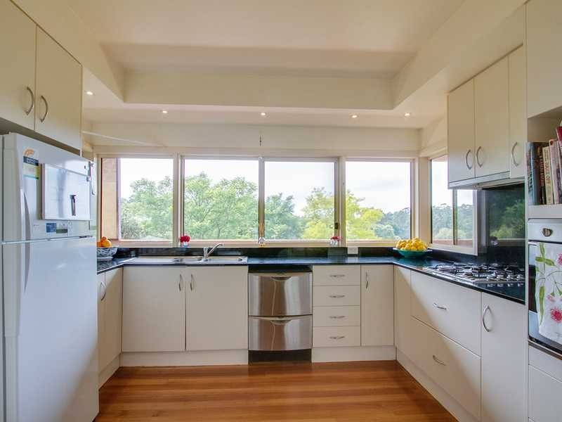 4 Don Phillip Court, Gembrook VIC 3783