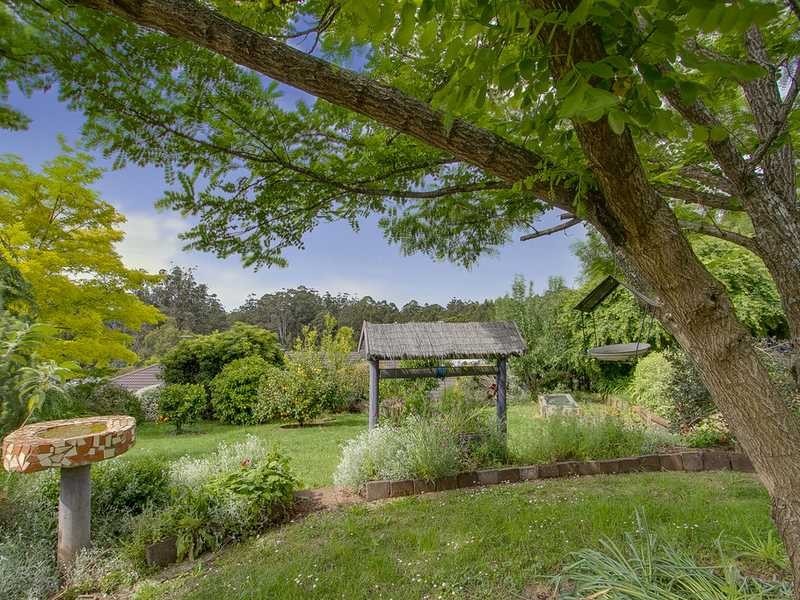 4 Don Phillip Court, Gembrook VIC 3783