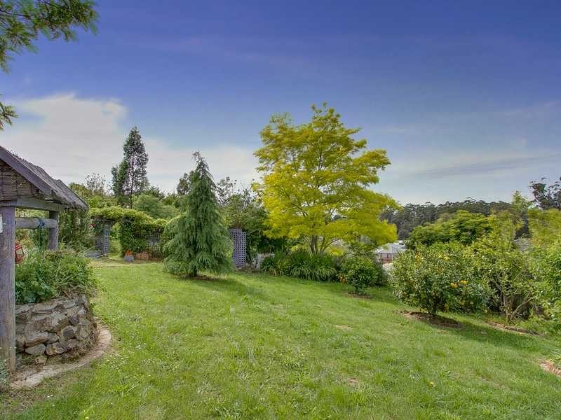 4 Don Phillip Court, Gembrook VIC 3783