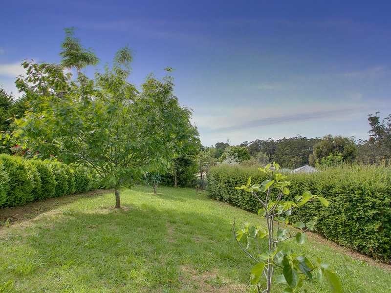 4 Don Phillip Court, Gembrook VIC 3783