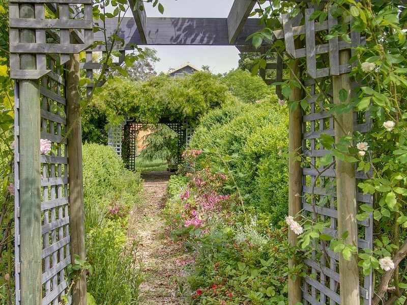 4 Don Phillip Court, Gembrook VIC 3783