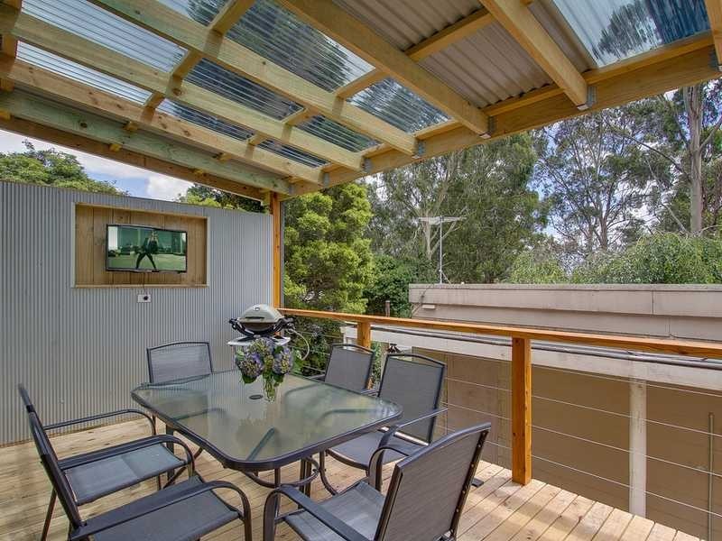 6 Berrys Road, Emerald VIC 3782