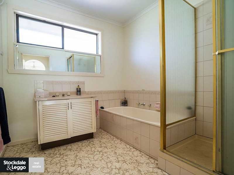 15 Glenard Court, Gembrook VIC 3783