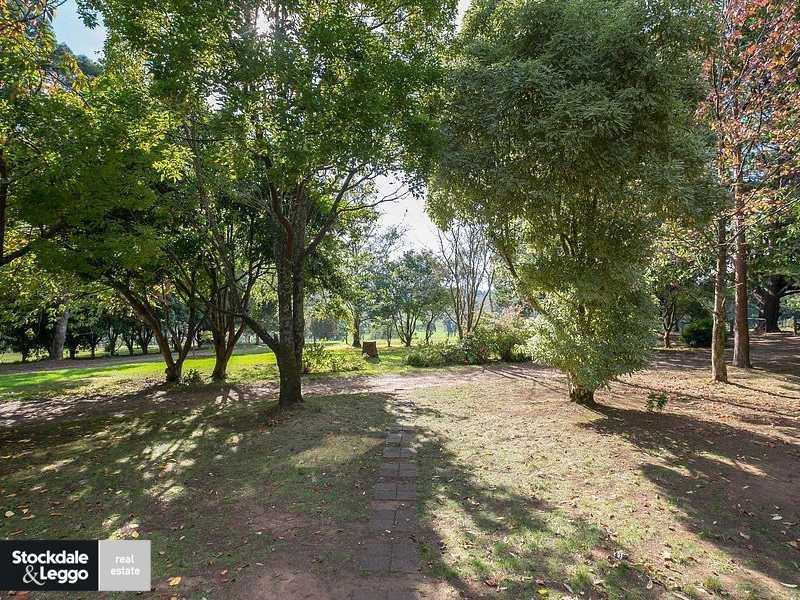 15 Glenard Court, Gembrook VIC 3783