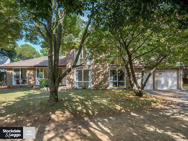 15 Glenard Court, Gembrook VIC 3783