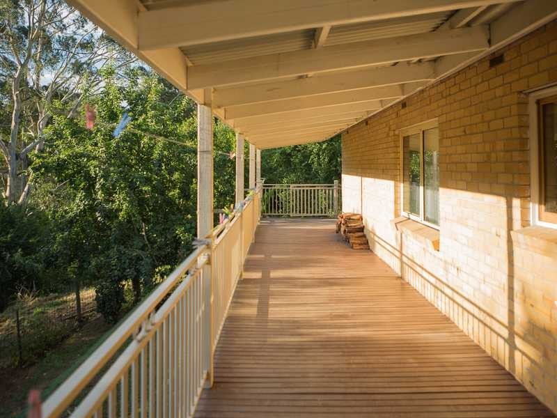 1475 Pakenham Road, Cockatoo VIC 3781