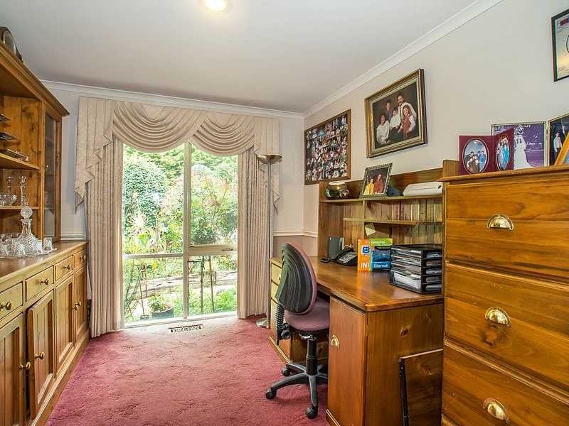 18 Steel Road, Emerald VIC 3782
