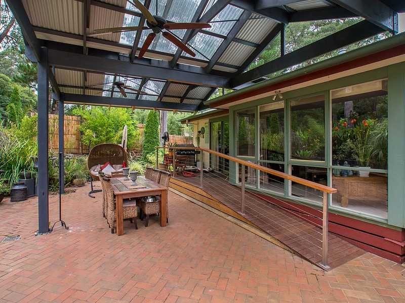 18 Steel Road, Emerald VIC 3782