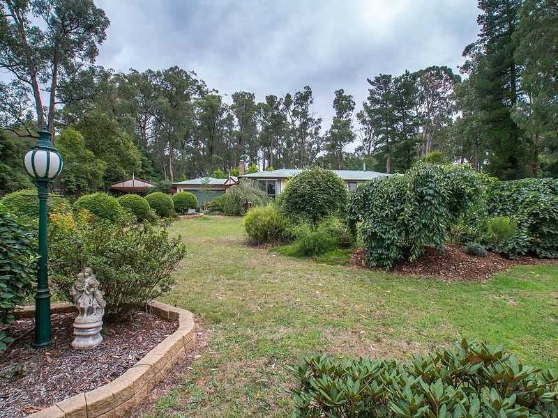 18 Steel Road, Emerald VIC 3782