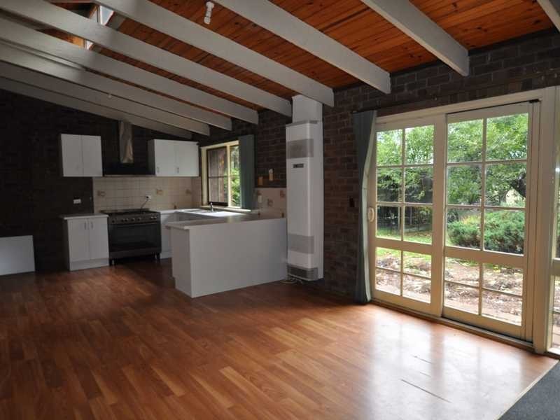 2/3 Anne Street, Emerald VIC 3782