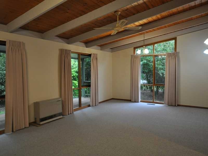 11 Church Street, Emerald VIC 3782