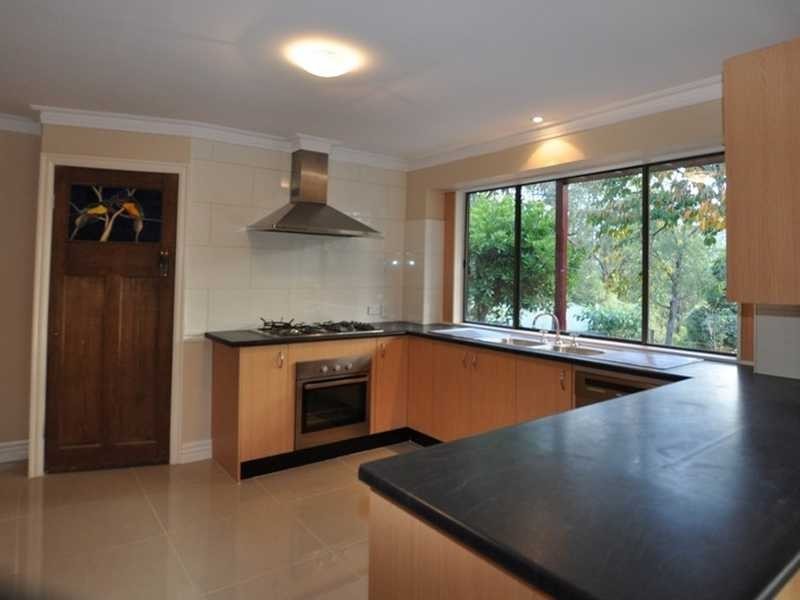50 Caroline Avenue, Cockatoo VIC 3781