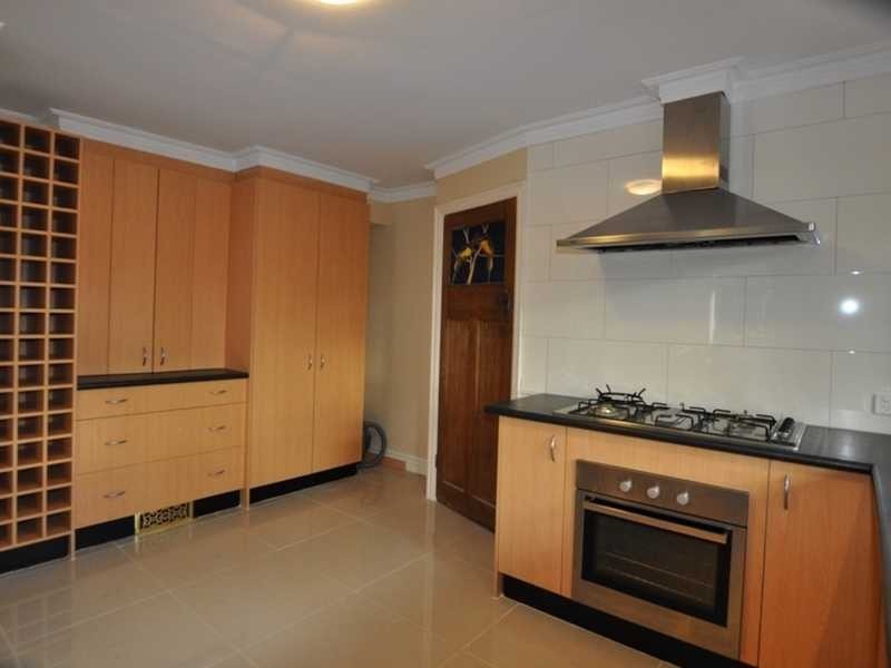 50 Caroline Avenue, Cockatoo VIC 3781