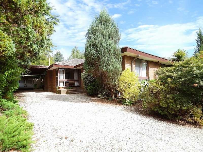 5 Stanley Street, Monbulk VIC 3793