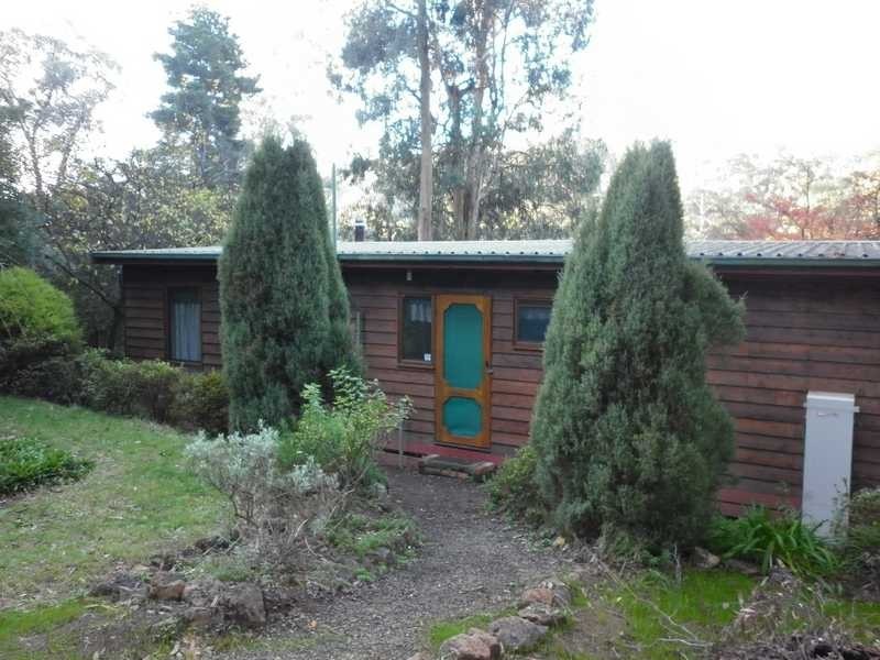 20 Edmunds Road, Cockatoo VIC 3781