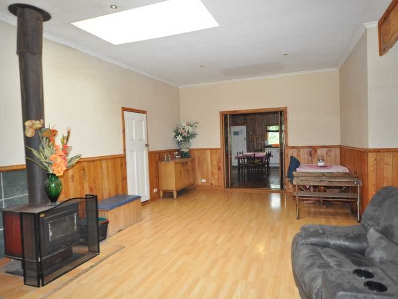 20 Phillip Road, Avonsleigh VIC 3782