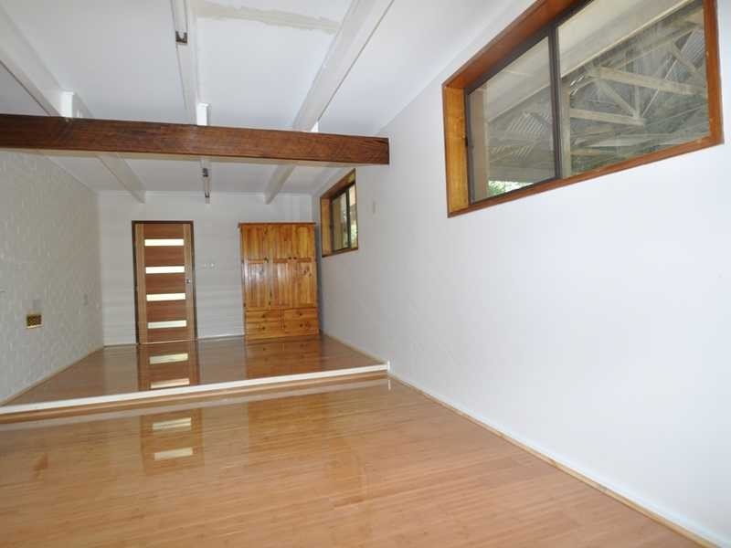 21 Alexander Avenue, Cockatoo VIC 3781