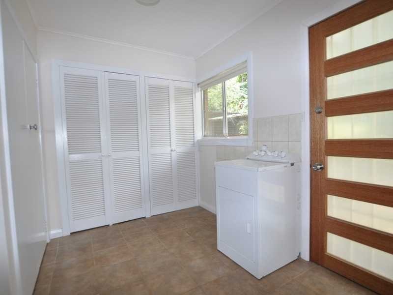 21 Alexander Avenue, Cockatoo VIC 3781