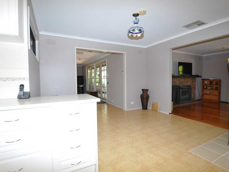 20 Wong Hee Road, Emerald VIC 3782
